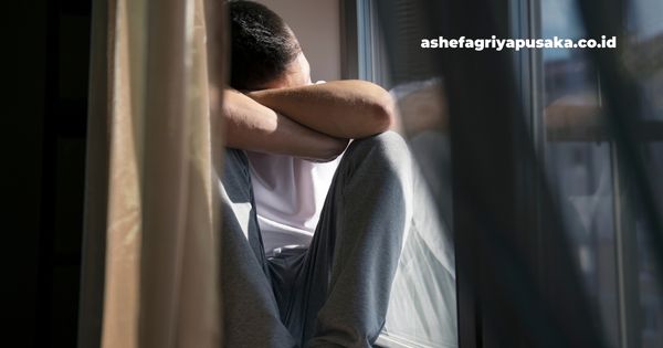 Skizofrenia: Penyebab, Gejala, Serta Pengobatan